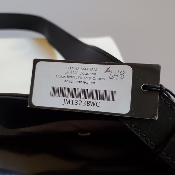 Joanna Maxham Medium Cadence Blocked Flap Shoulder - Picture 12 of 12